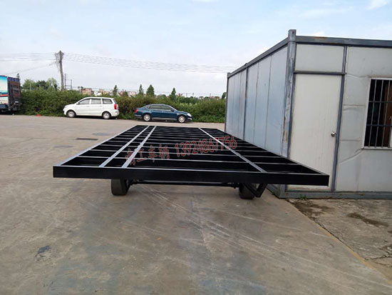 1677813186974366.jpg 4吨警用亭平板车1i (2).jpg